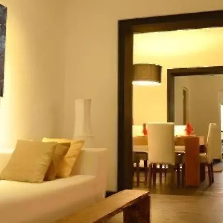 26 Loversleap Resort