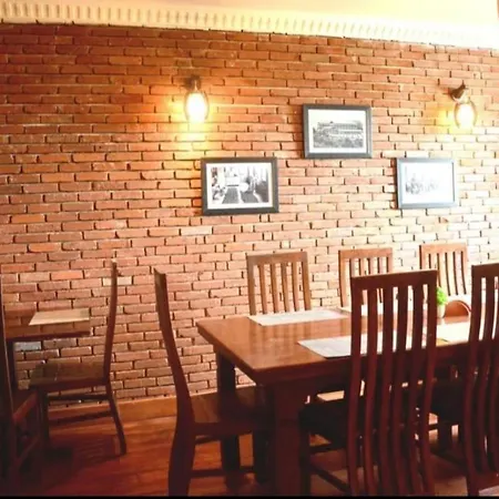The Rosedale Grand * Nuwara Eliya