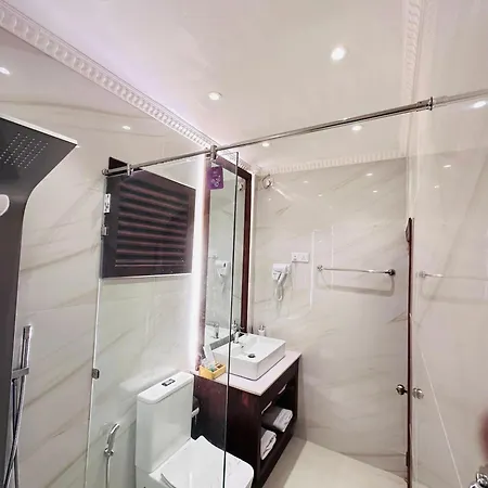 The Rosedale Grand *