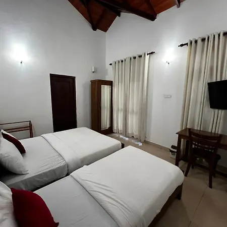 Kaize,s Tours Nuwara Eliya