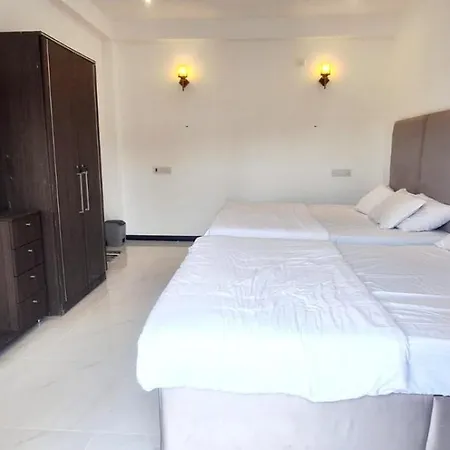 Royal Horizon Hotel