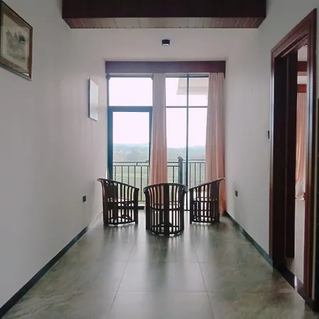 Falcon View Hotel Nuwara Eliya