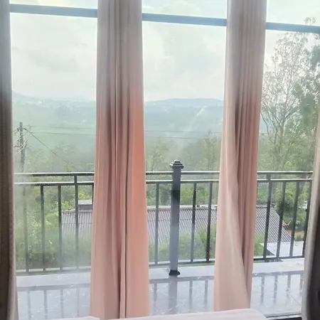Hotel Falcon View 3*