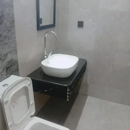Falcon View Hotel 3*