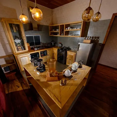 Mahaeliya Rock Castle - Luxury * Nuwara Eliya