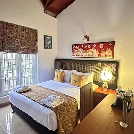 Lunka Hotel