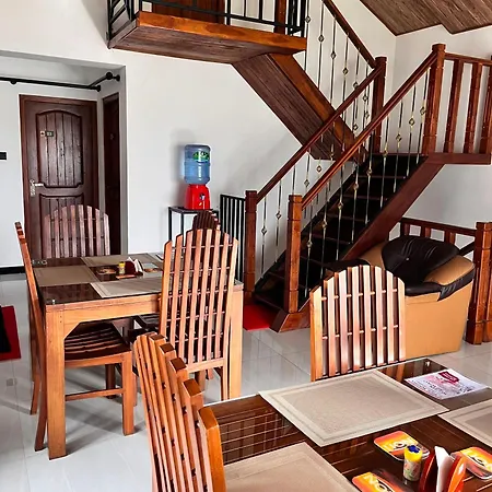 Hostel Regal Montara