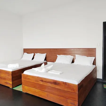 Shiny Cot - Nuwaraeliya Guest house *