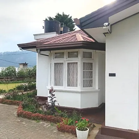Hill Cliff Banglow Guest house *