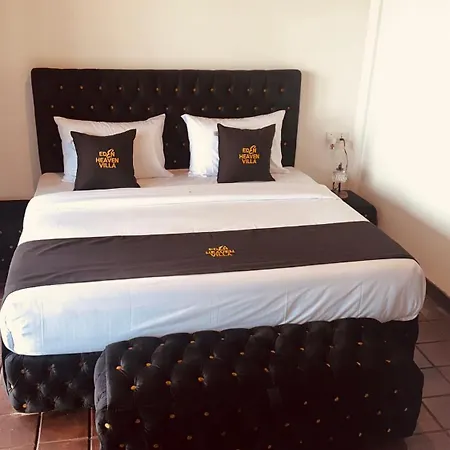 Bed & Breakfast Eden Heaven *