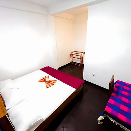 Mandaram Nuwara Sunset Villa