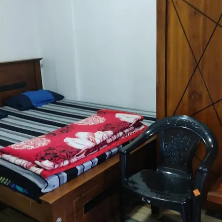 Ceylon Guest Guest house *