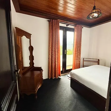 Holiday home The Thrive