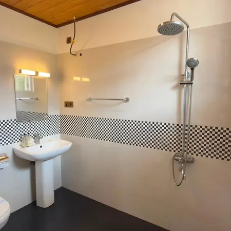 Guest house The Adisham