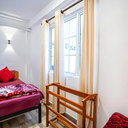 Grand Mellow Budget * Nuwara Eliya