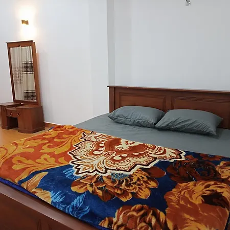 Siriliya Homestay *
