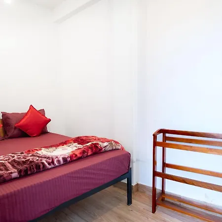 Bed & Breakfast Grand Mellow Budget Nuwara Eliya