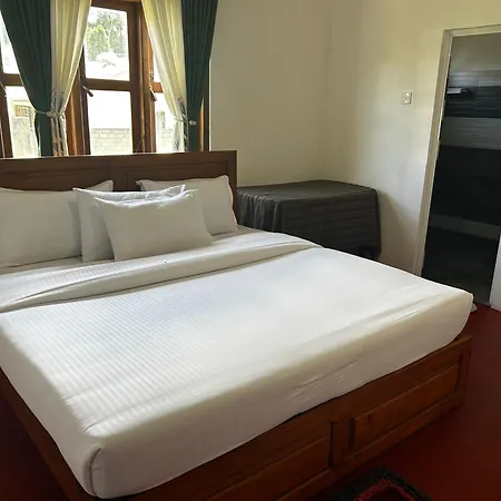 Deshani Guest house