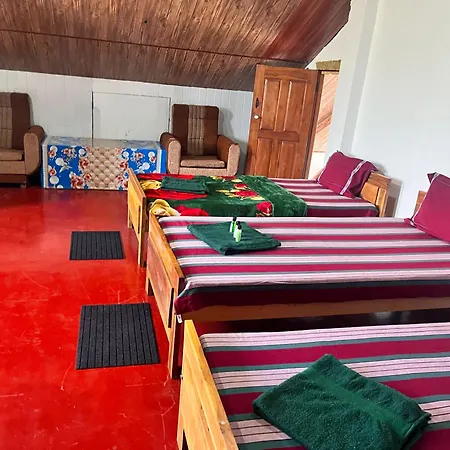 Hostel Regal Montara