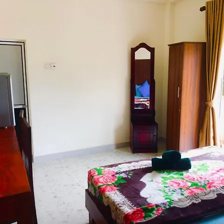 Scenic Hills Guest house *