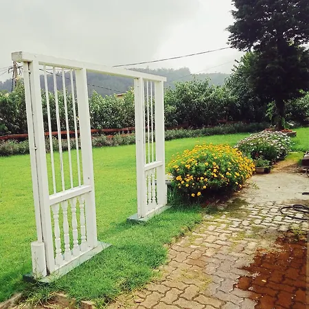 Guest house Hill Cliff Banglow *
