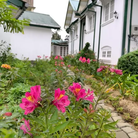 Elysian Hills Heritage In 4*