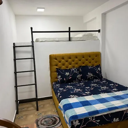 Devon Mountain View Guest house