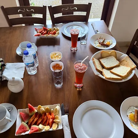 Hotel Drizzle Ridge Nuwara Eliya
