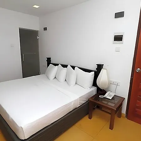 Hotel Glenloch Tea Factory 4*
