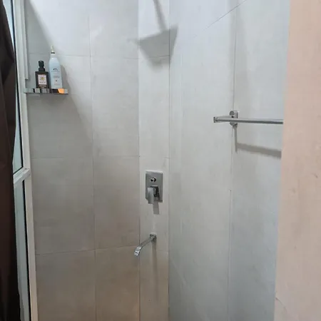 Suriya Guest 3* Nuwara Eliya