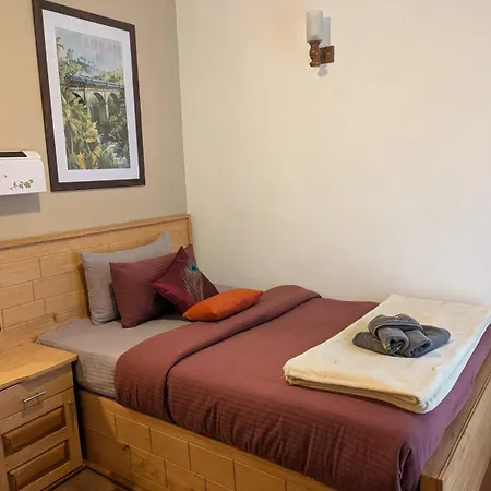 Suriya Guest Guest house 3*