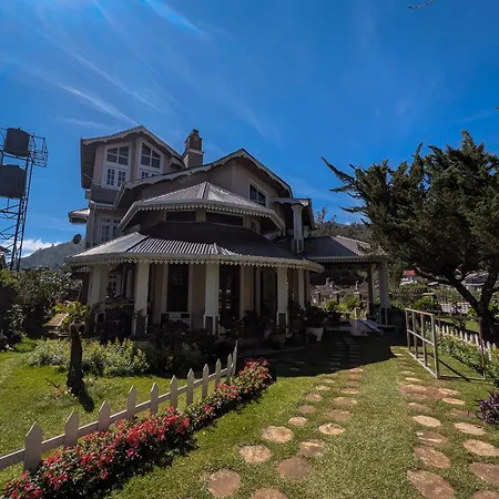 Royal Wattles Boutique Homestay *