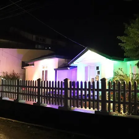 Guest house Zion White House 3*
