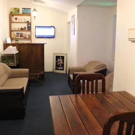 Zion White House 3*