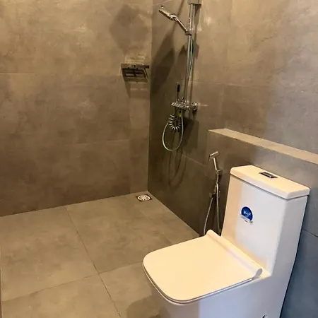 Rosen Burge Nuwaraeliya Hotel