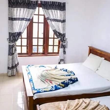 Villa Take Me Tours Nuwara Eliya