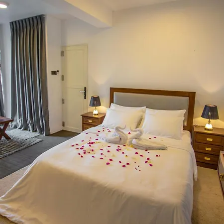 Hotel Liyons