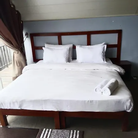 Himaa Villa's