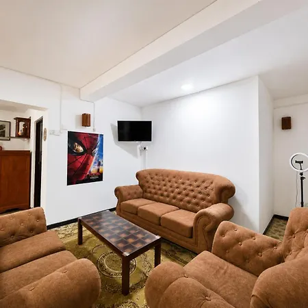 Guest house Rudhras *