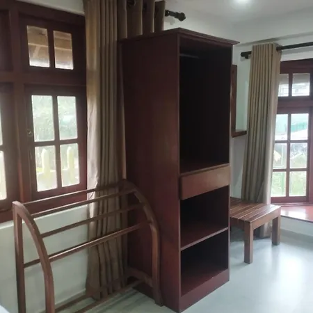 Oleen Heights Guest house *