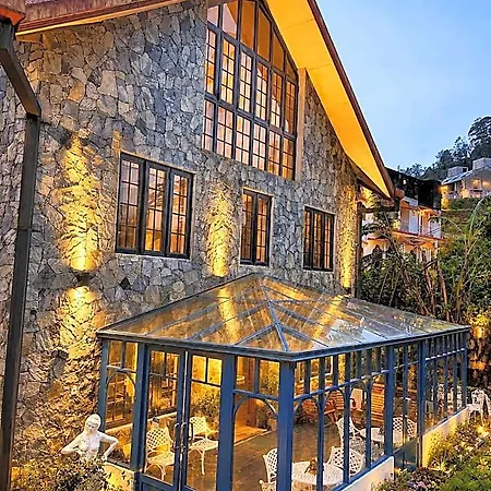 Hotel Daffodils Nuwara Eliya
