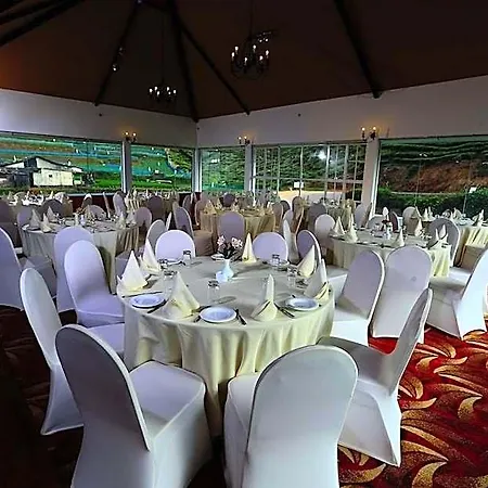 Hotel Nuwara Eliya- The Blackpool 4*