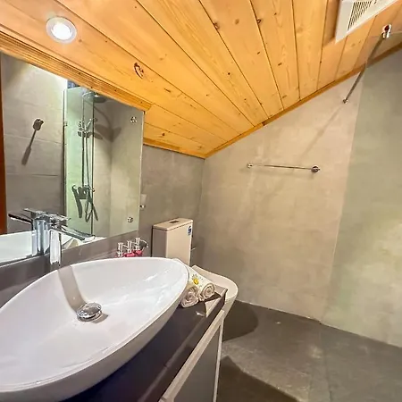 Baron Luxury Boutique Hotel