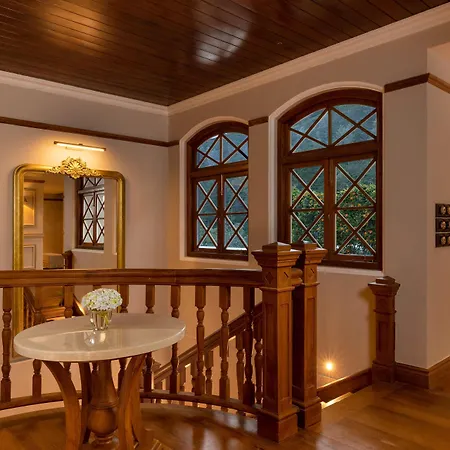 The Bellwood Manor 5*