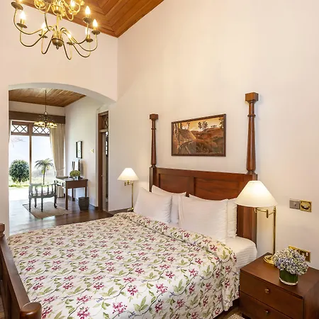 W15 Gregory Resort 5*