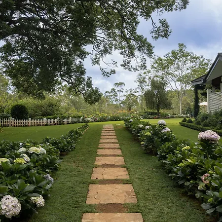 Stafford Bungalow - Exclusive Luxury Within A Private Tea Estate Villa