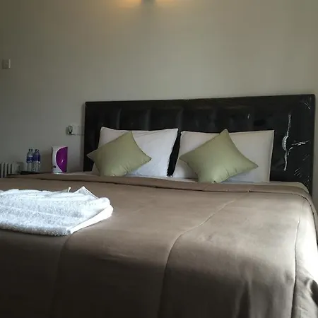 Lake View Bungalow - Nuwara Eliya 3*