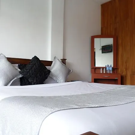 Mount View Hotel 2*