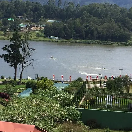 Lake View Bungalow - Nuwara Eliya