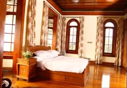 Westminster House Apartment